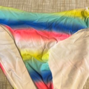 Swim bottoms, perfect for the summer